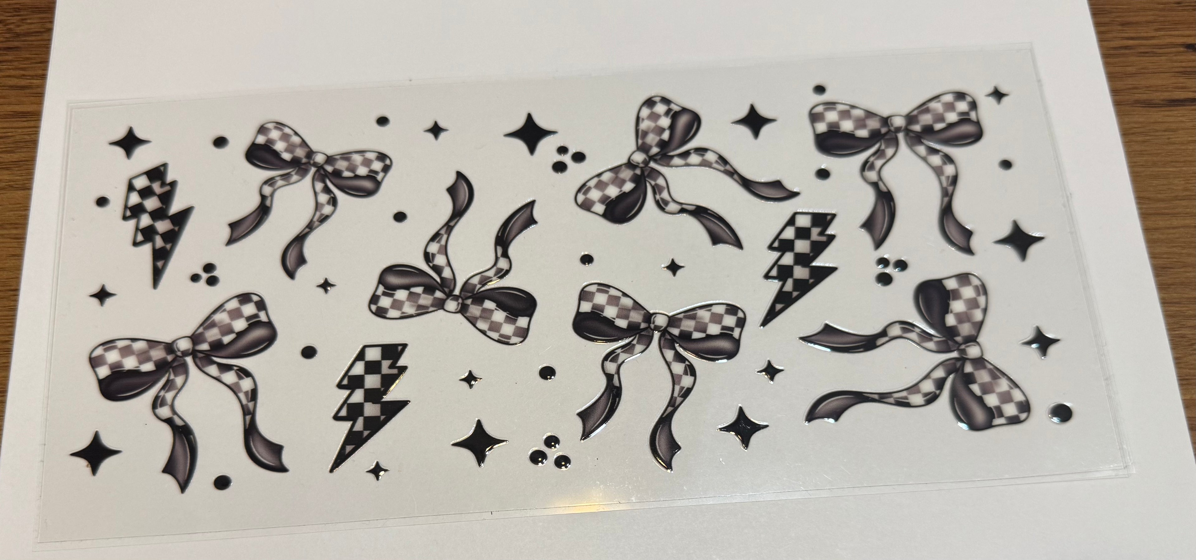 Bows and lightning bolts