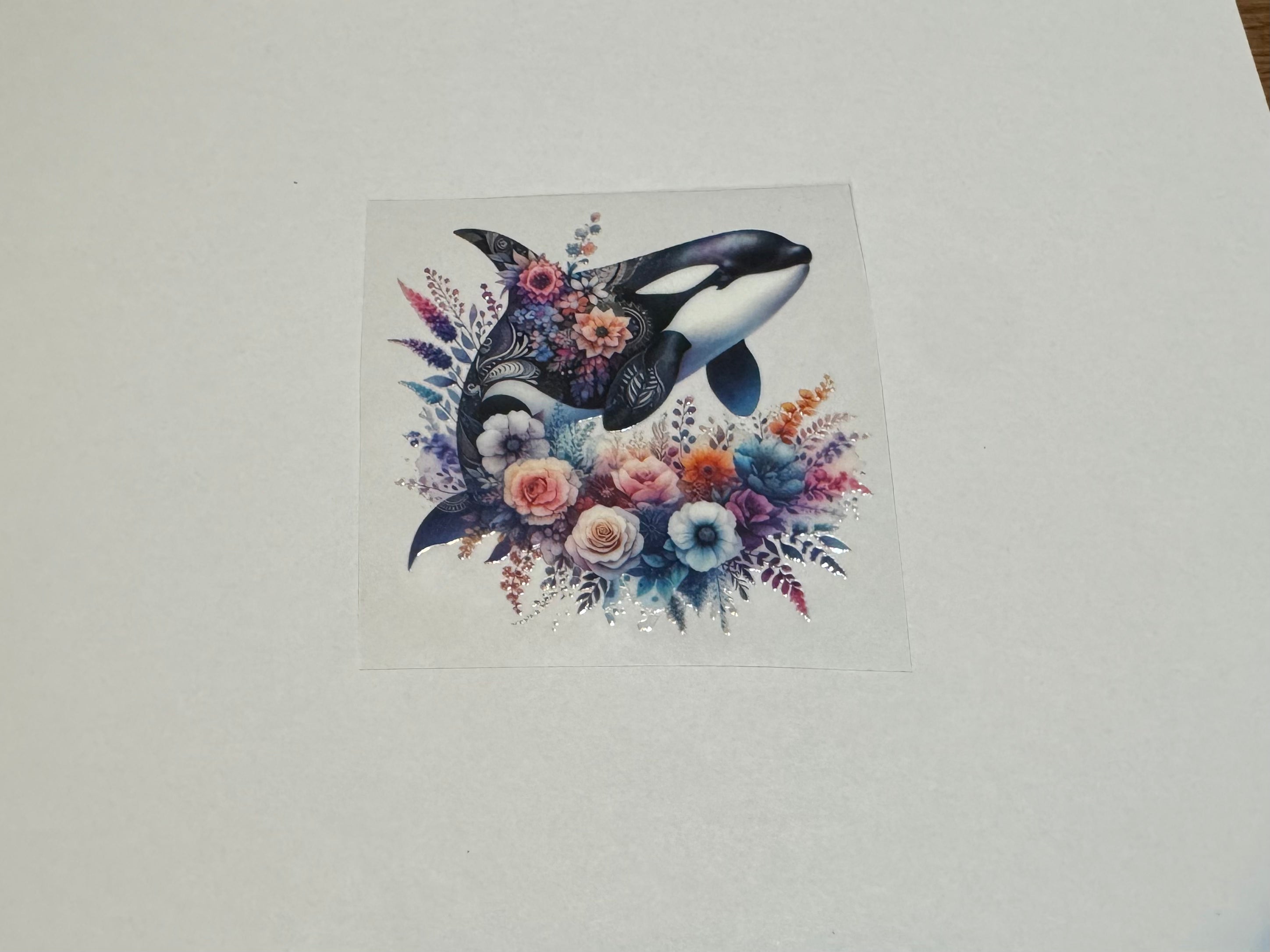 Orca w/ flowers- small- best for 16 oz