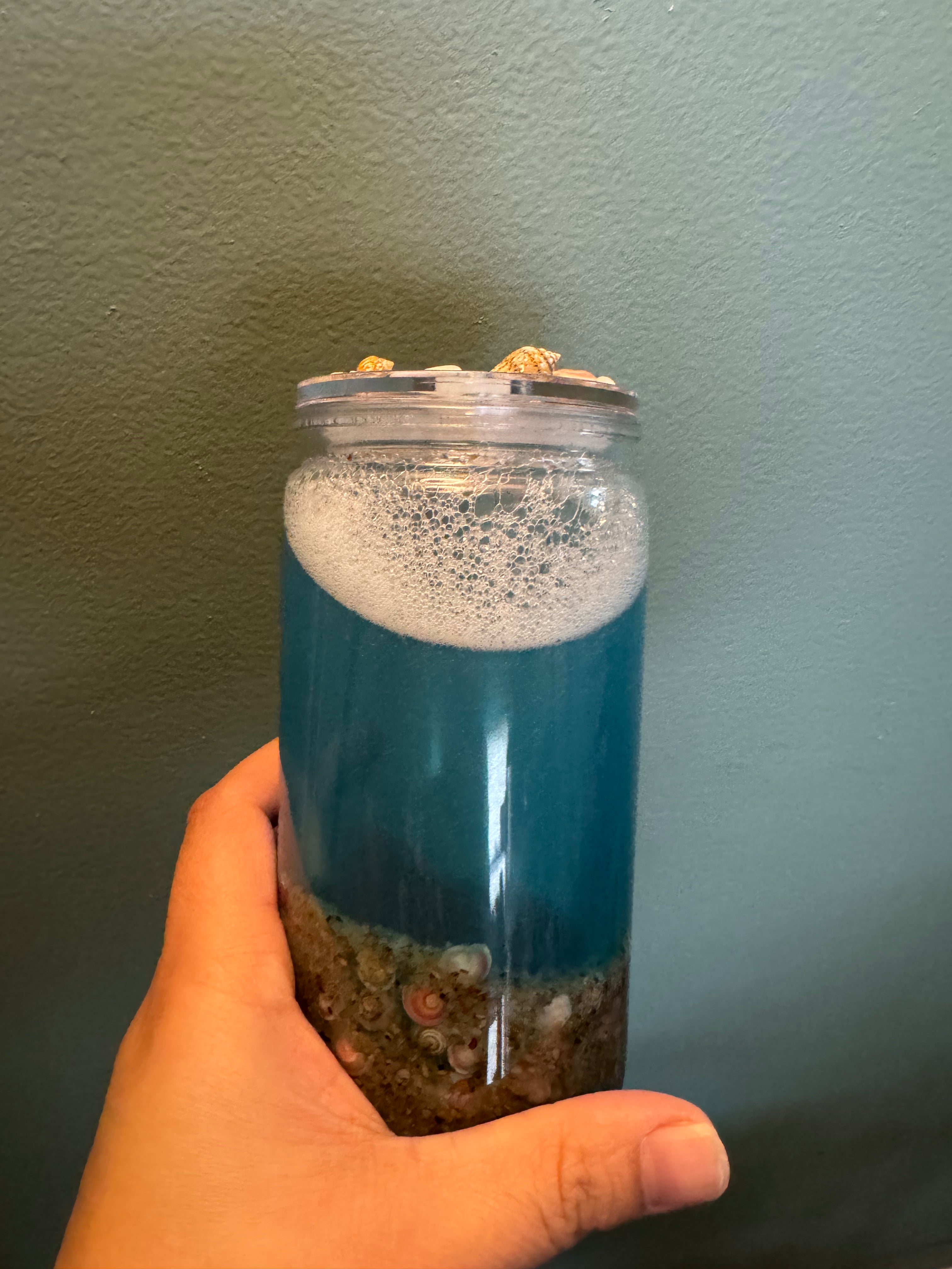 Beach cup w/ decorated lid