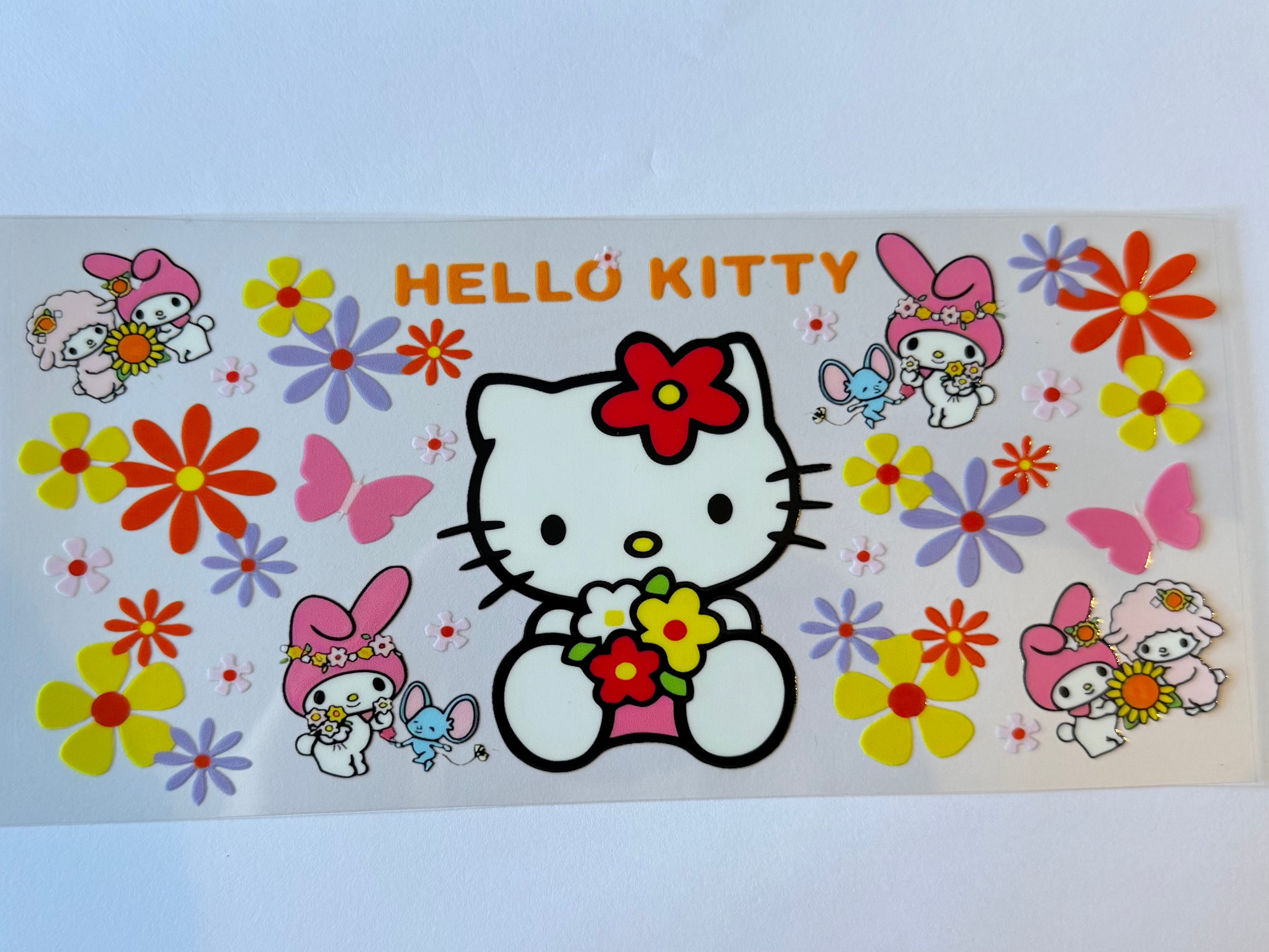 Hello kitty w/flowers